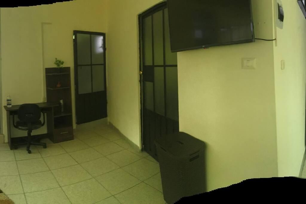 Independiente X6 Regenwasi Apartamento *